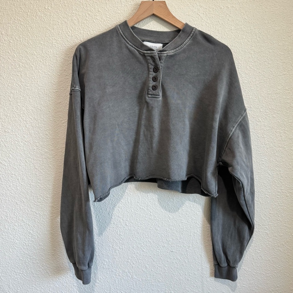 Urban Outfitters Womens Small Cropped Pullover Sweater Grey Casual Loungewear